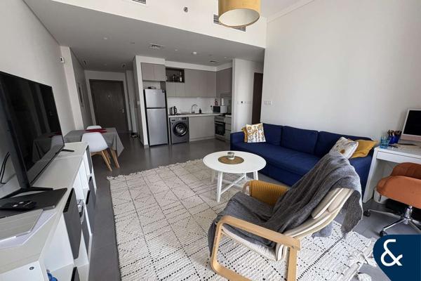 One Bedroom | Furnished | Park View |